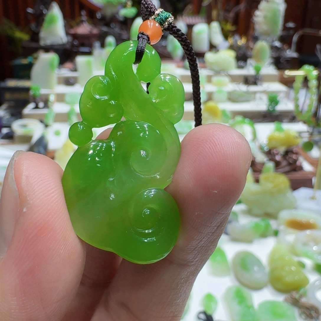 和田玉（碧玉）未镶嵌颈饰和田玉碧玉如意挂件