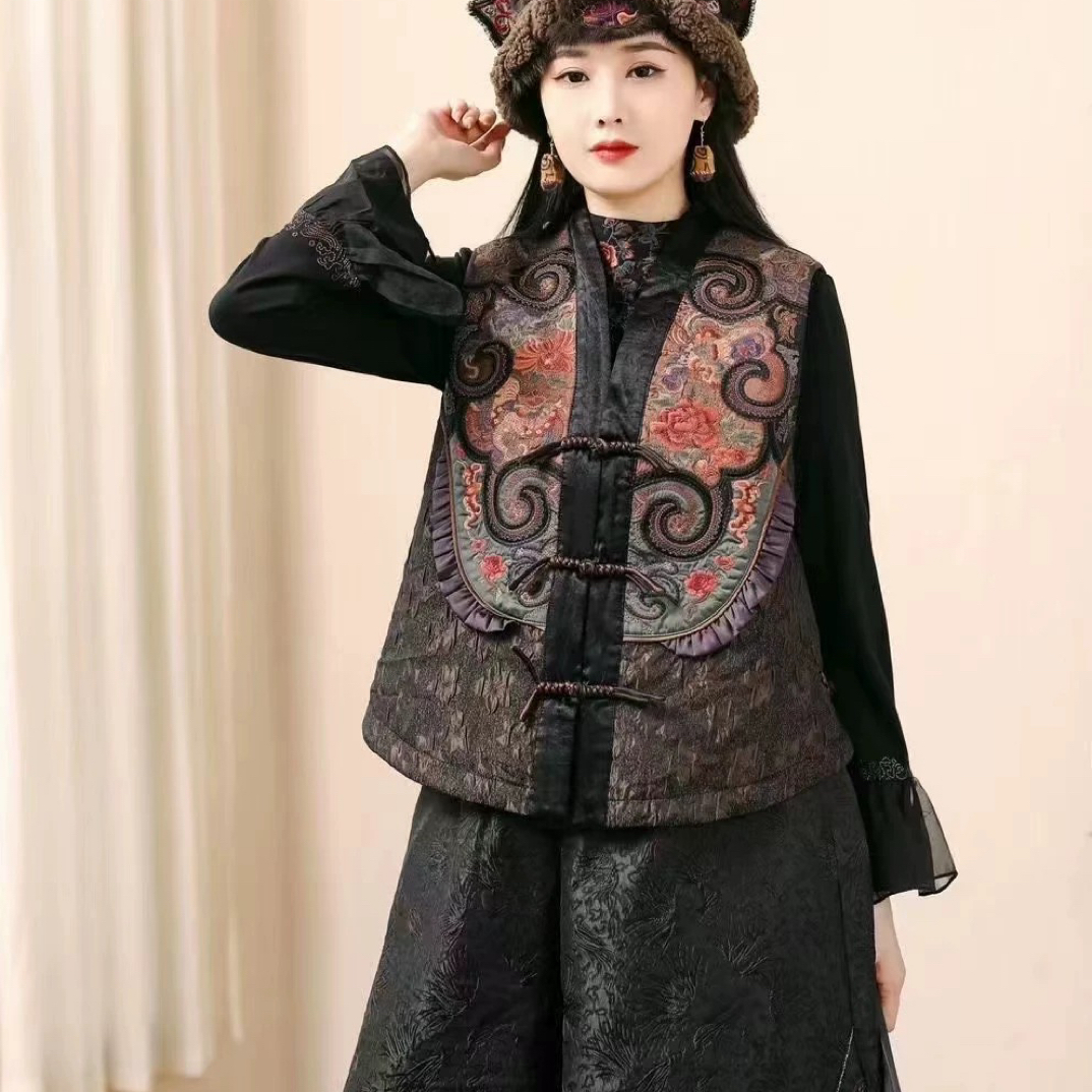 民族风刺绣冬季女帽2色／黑色／咖色235102