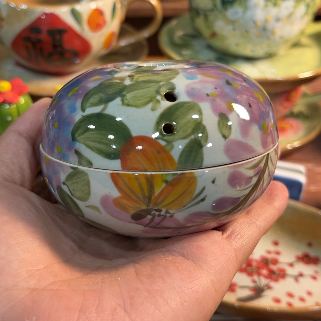 瓷片红红火火过大年