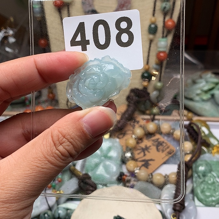 翡翠颈饰未镶嵌紫**主翡翠