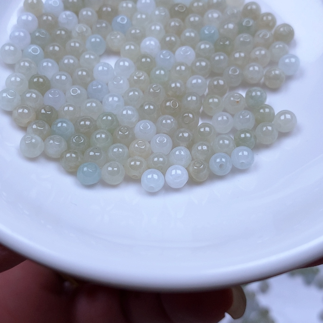 翡翠散珠翡翠翡翠卡3.9。220颗40元