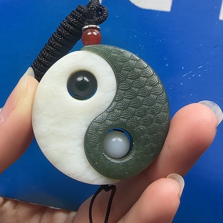 ，***？和田玉未镶嵌挂件挂件