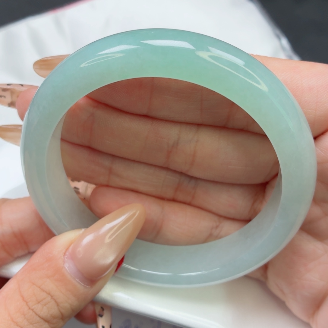 未镶嵌手镯翡翠46