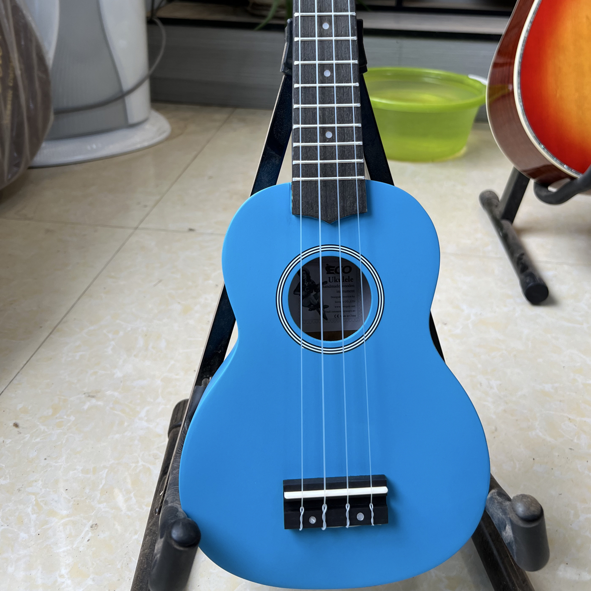 21寸23寸26寸通用无弦尤克里里四弦小吉他全龄适用初学者入门乐器