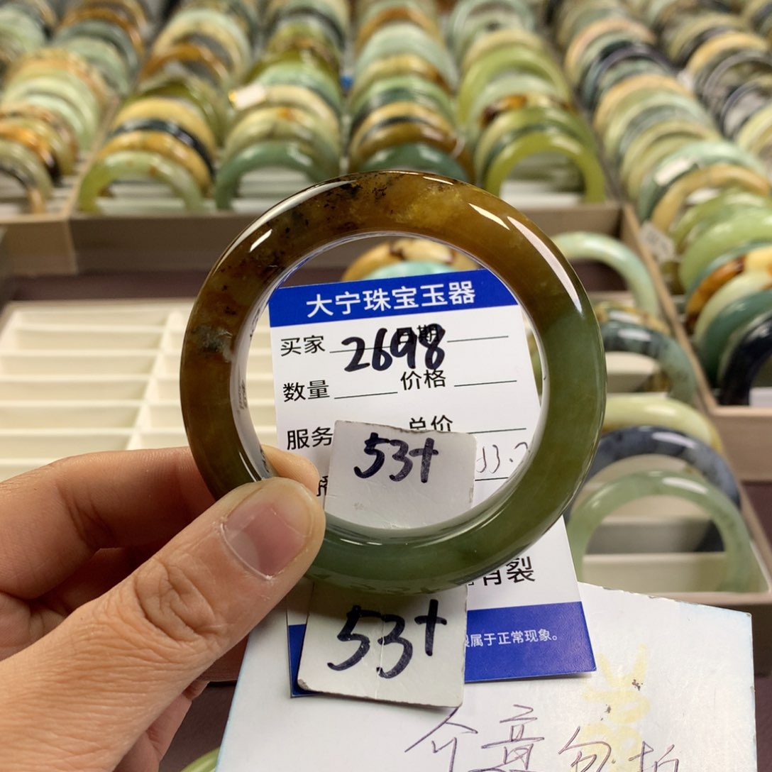 蛇纹石玉未镶嵌手镯2698