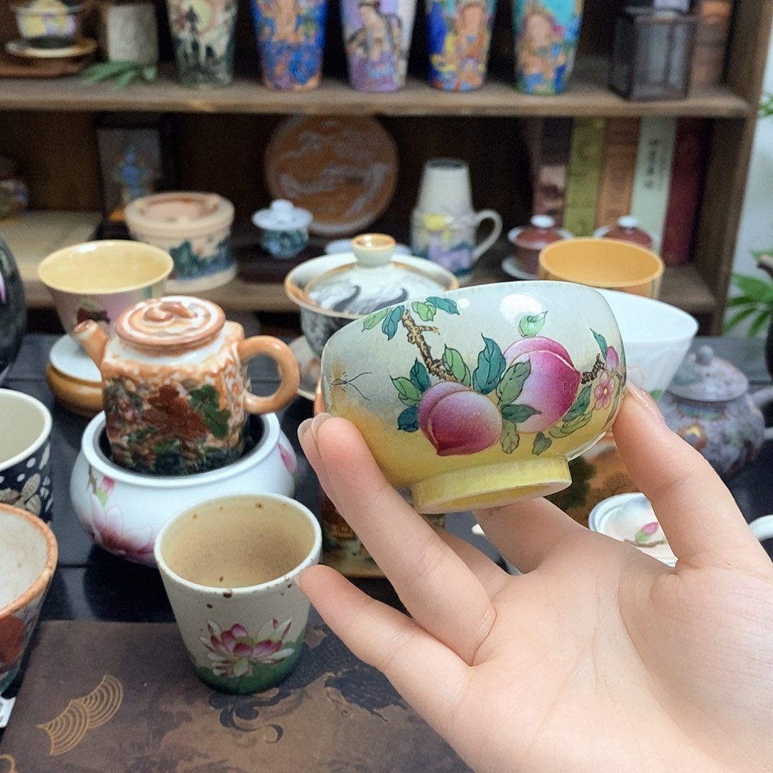 微瑕桃子景德镇手工手绘制作