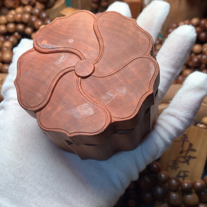 檀香木手串/手链老山檀香首饰盒瑕