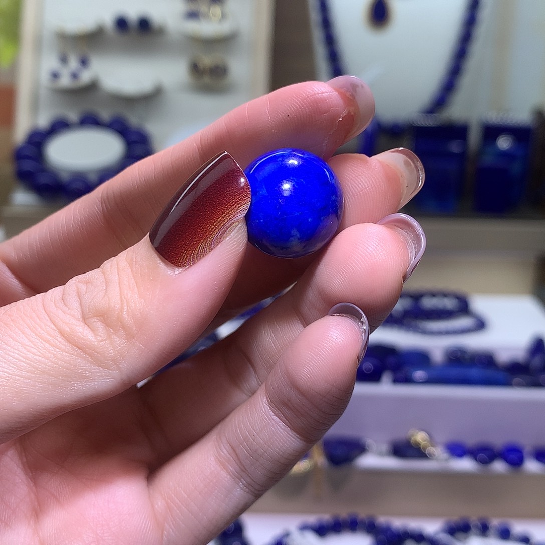 桃***儿青金石未镶嵌天然原矿单圆珠16.6 m