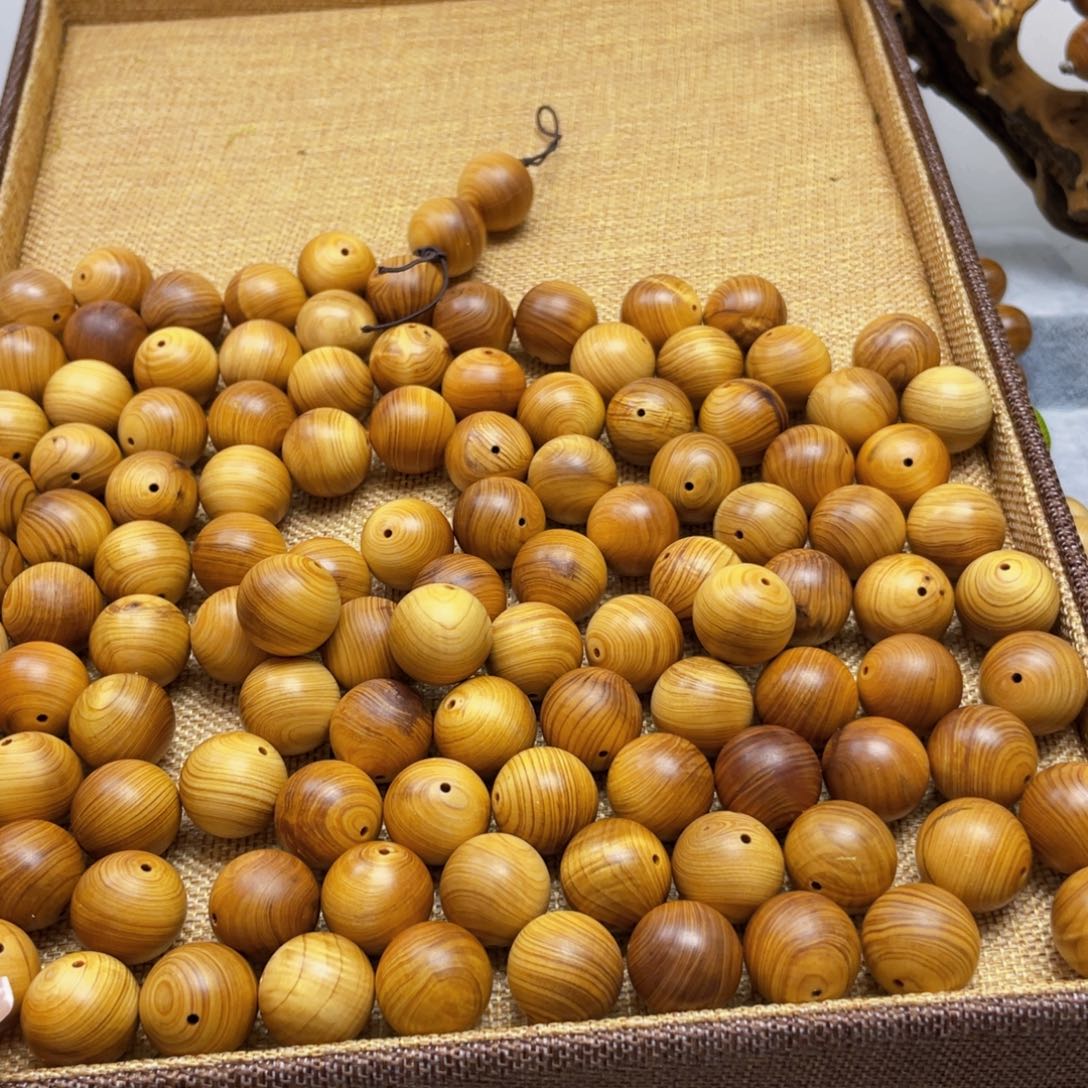 柏木（崖柏）2.0黄泥膏太行崖柏瑕疵散珠