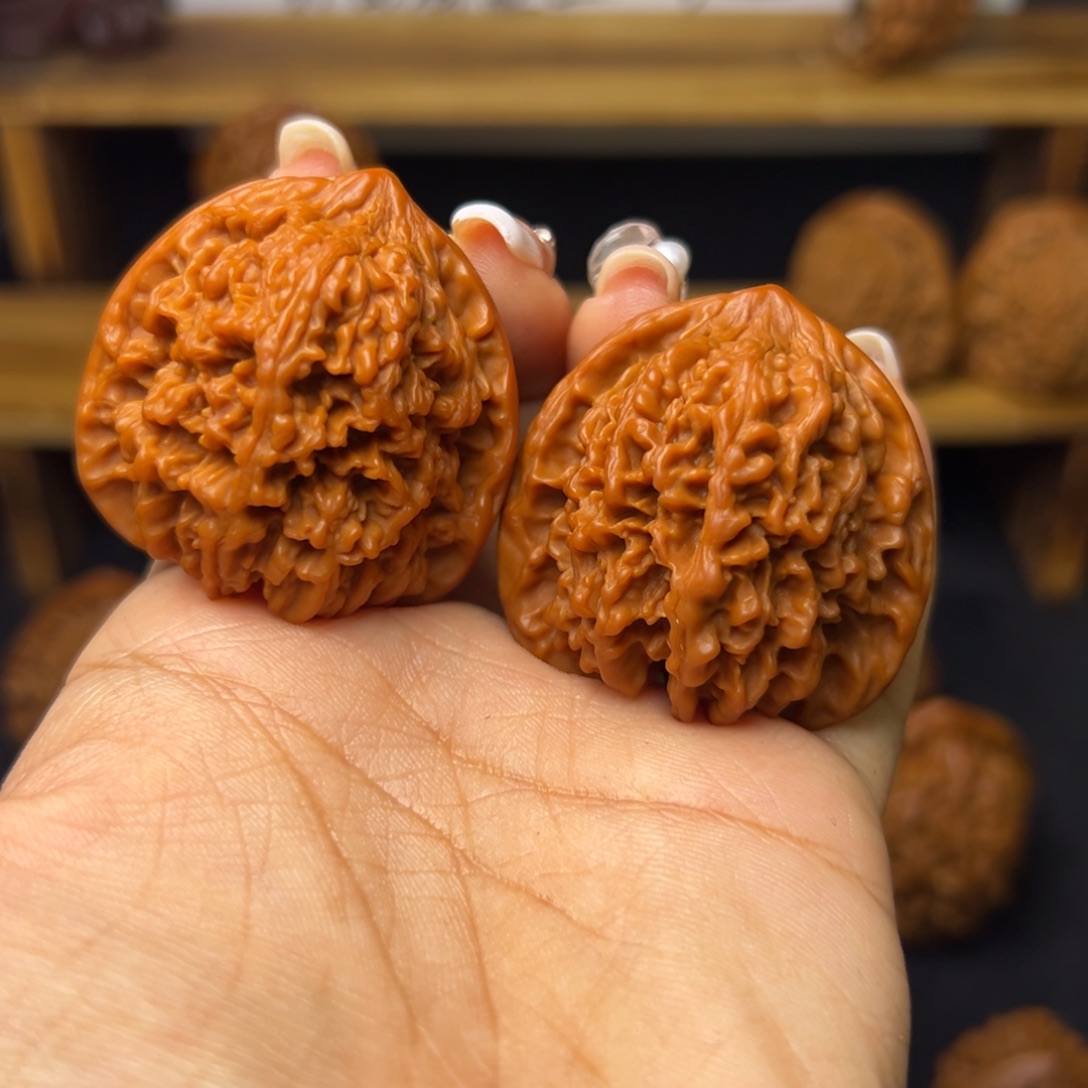 安***少桃核把件满天星福利