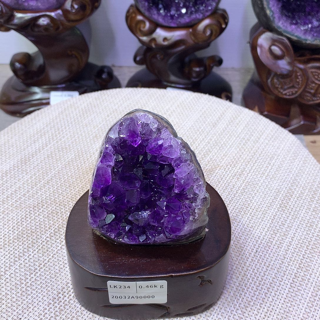 紫晶大型摆件（非配饰）未镶嵌