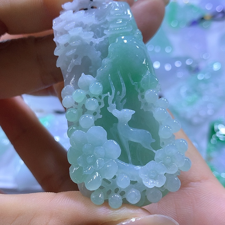 翡翠未镶嵌颈饰天然翡翠A货吊坠
