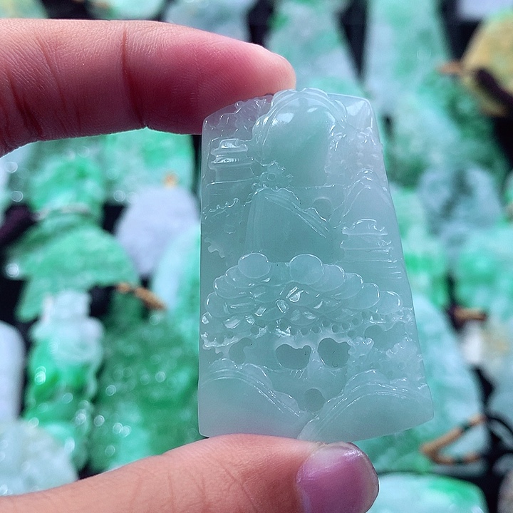 翡翠未镶嵌吊坠(不含链)