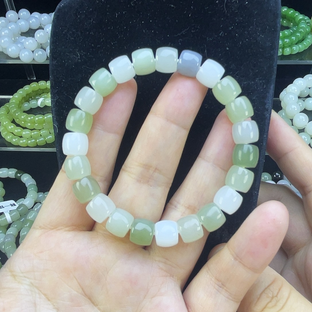 和田玉未镶嵌手链