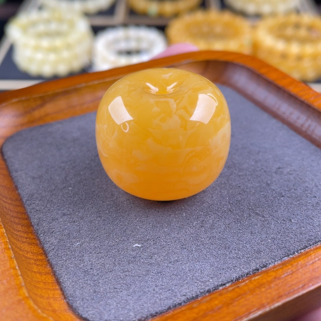 琥珀颈饰未镶嵌蜜蜡吊坠