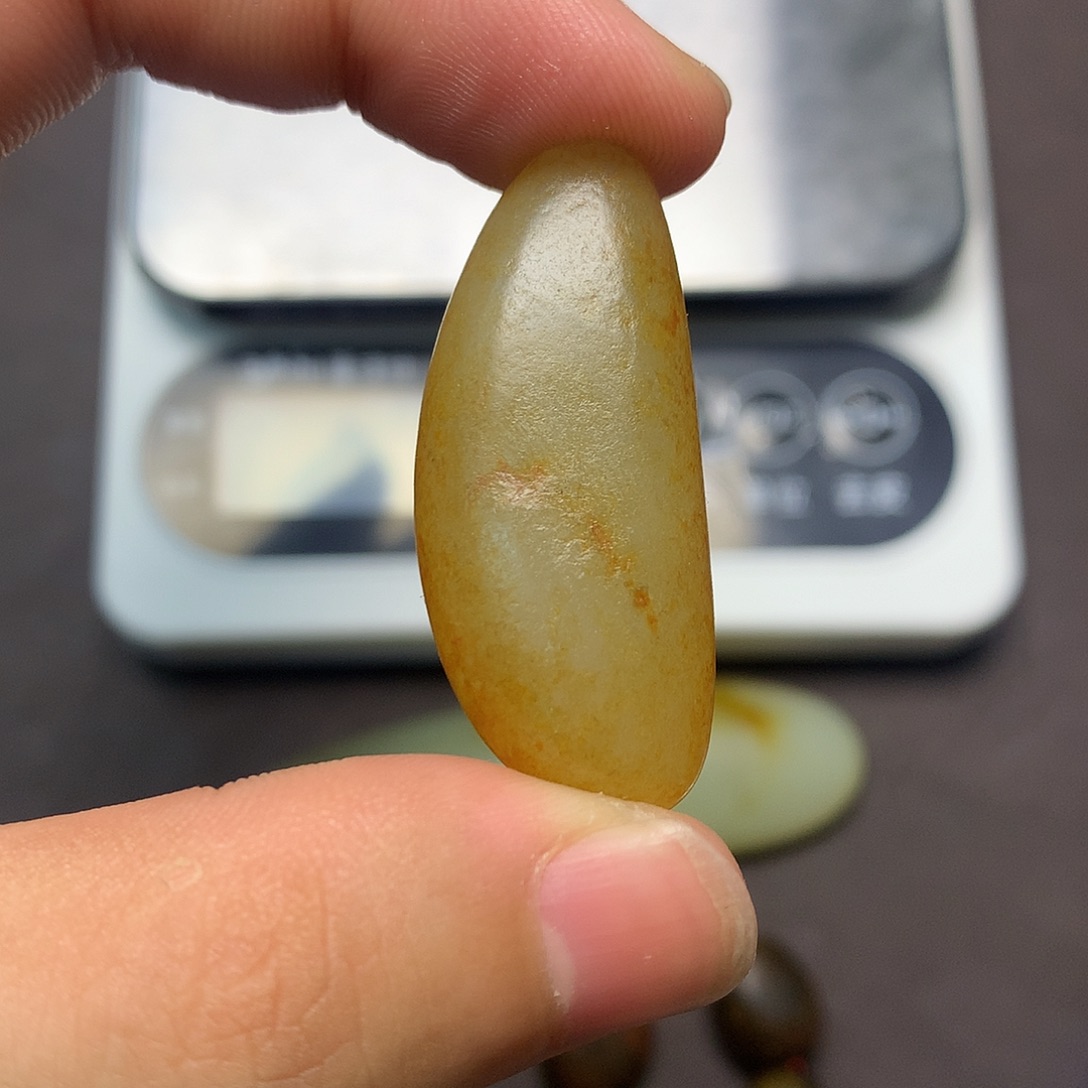 和田玉（糖玉）未镶嵌挂件