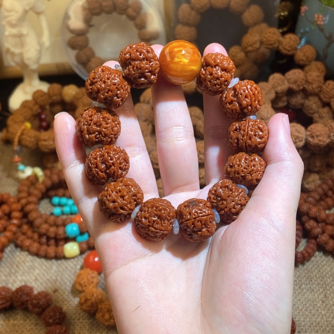 金刚菩提手串205玉化硫