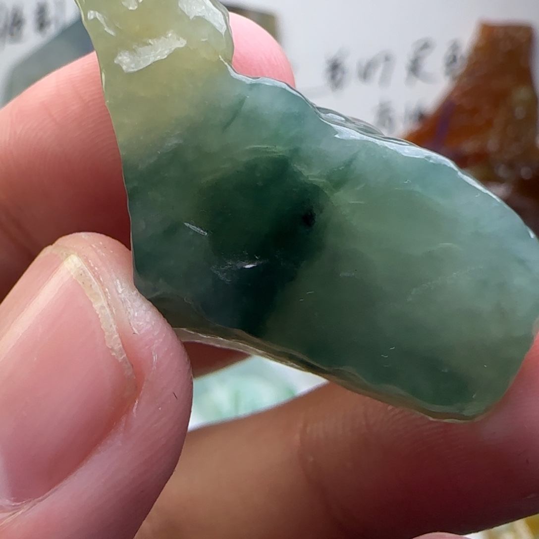 定制翡翠未镶嵌不包工