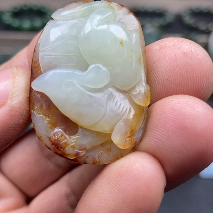 和田玉颈饰未镶嵌