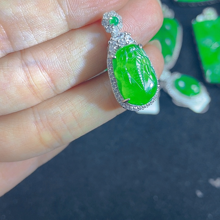 翡翠银S925镶嵌吊坠(不含链)