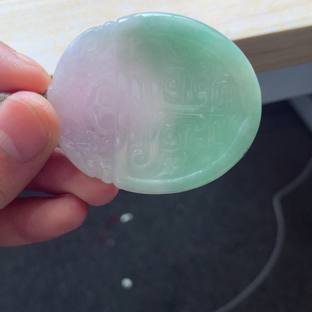 翡翠颈饰未镶嵌吊坠