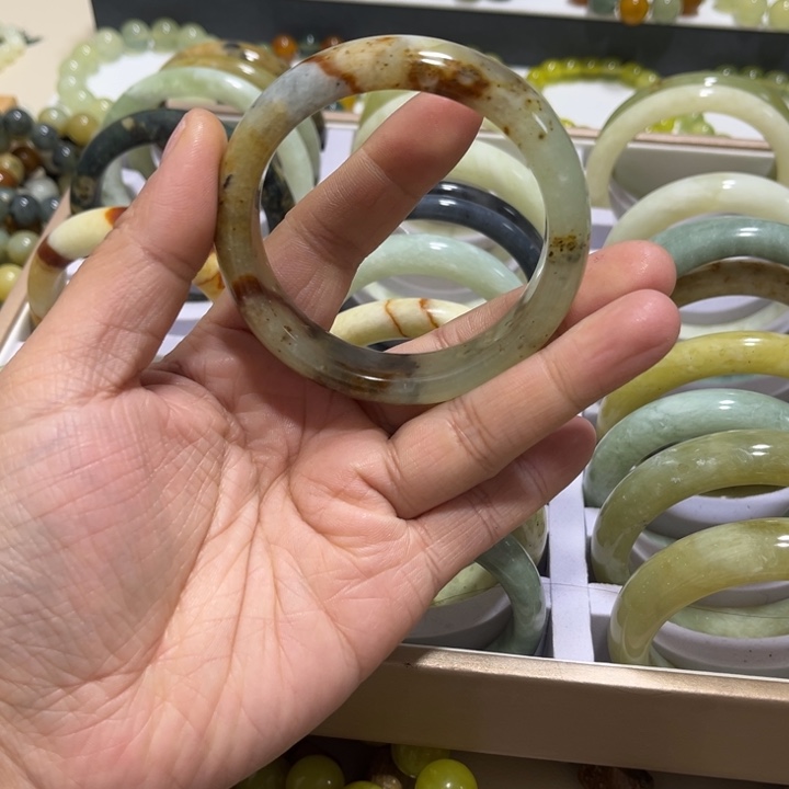 蛇纹石玉未镶嵌手链58