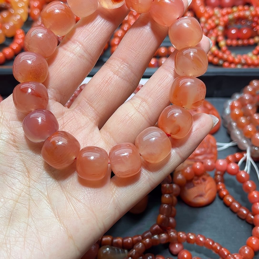 南红玛瑙手链未镶嵌