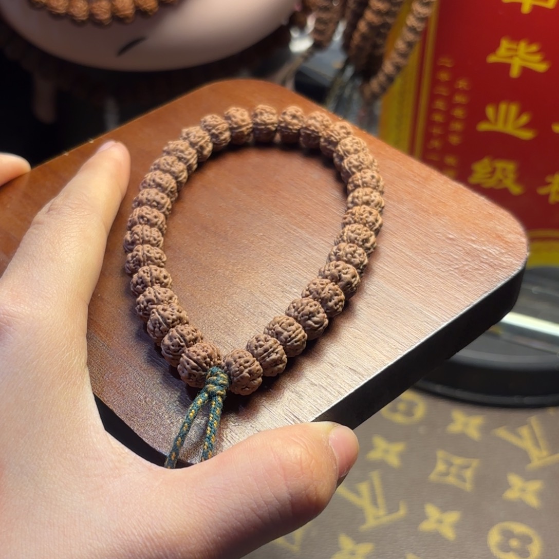 w***。金刚菩提吊坠纯血老树王3号