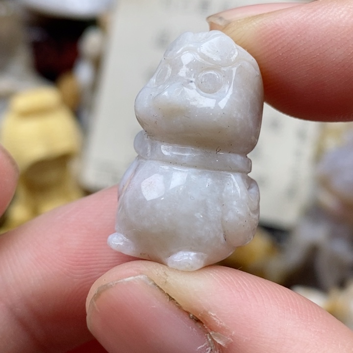 颈饰未镶嵌硅化珊瑚（珊瑚玉）小