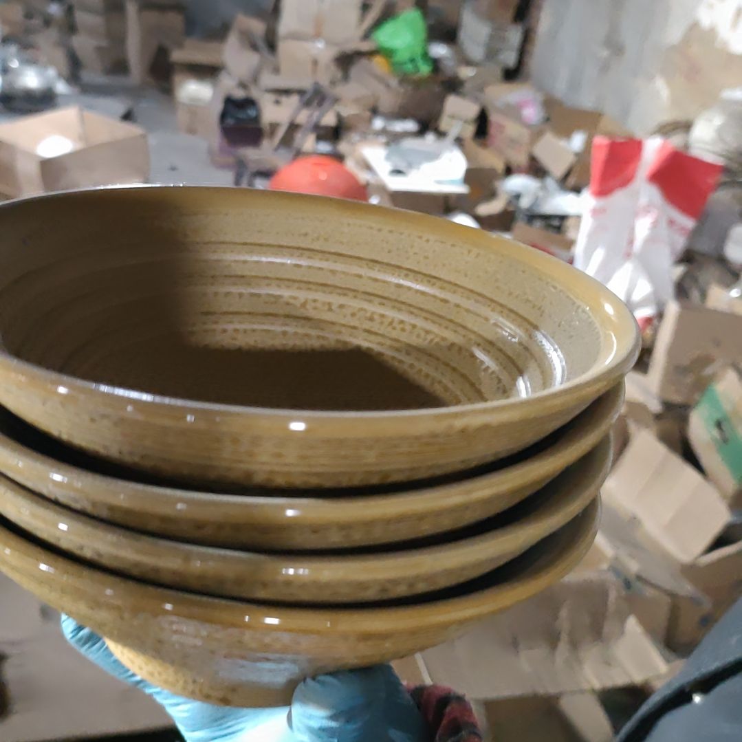 摆件陶瓷盘子碗啥都有