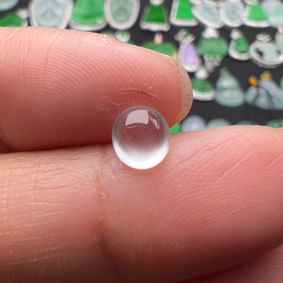 翡翠颈饰未镶嵌蛋5.8