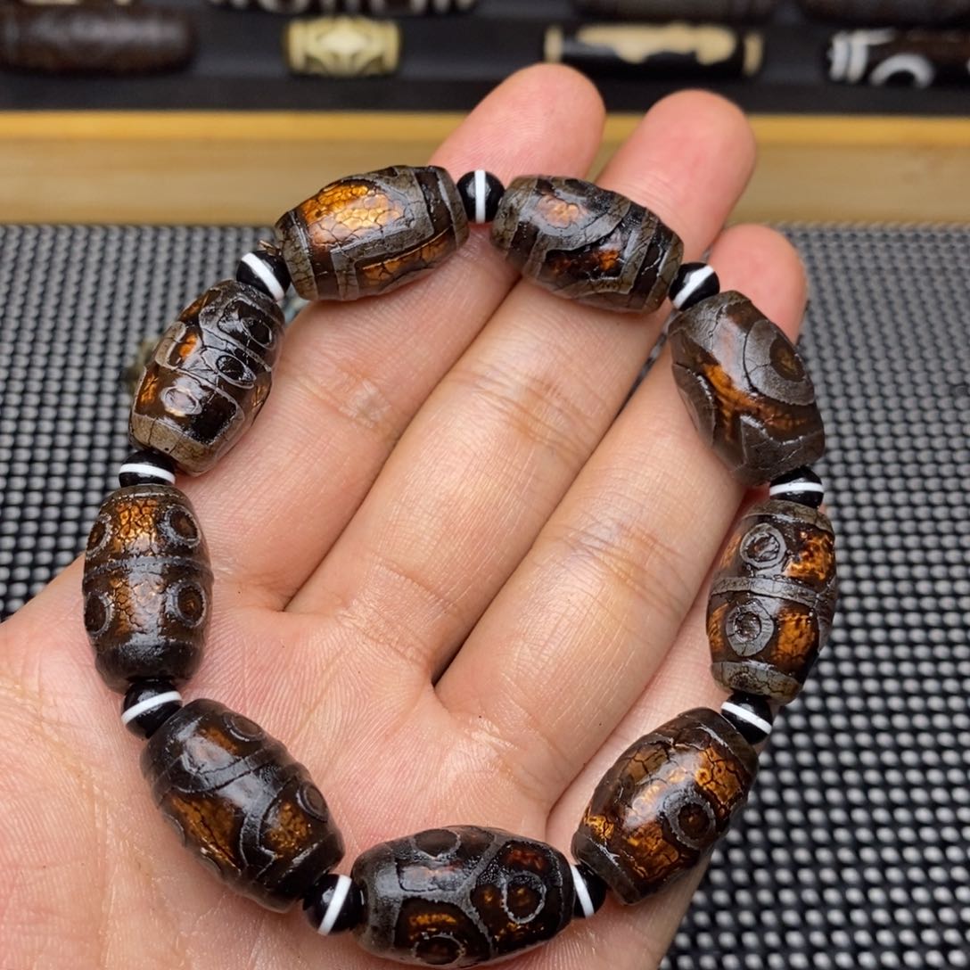 玛瑙/玉髓首饰未镶嵌润**媒