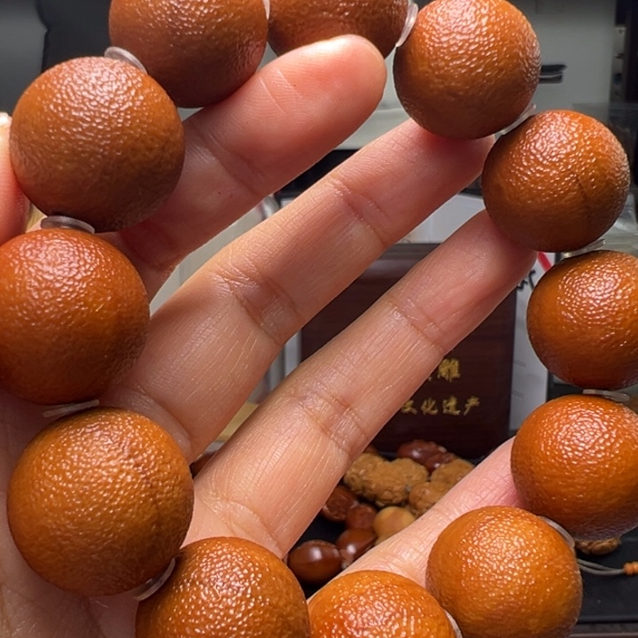 橄榄核吊坠L**帅橄榄核