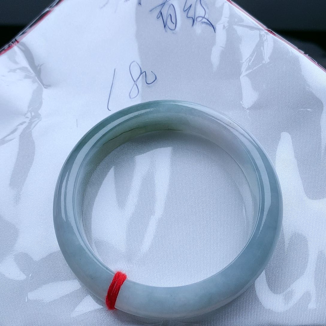 翡翠手镯未镶嵌天然缅甸翡翠手镯