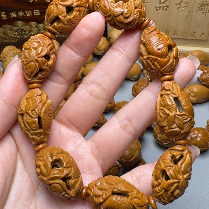 橄榄核手串/手链鱼戏莲花