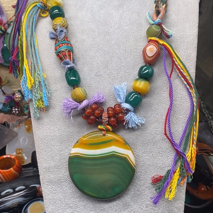 玛瑙/玉髓颈饰未镶嵌