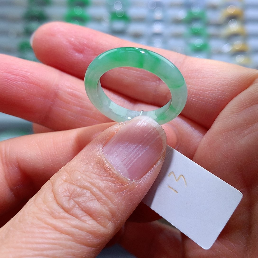 翡翠戒指未镶嵌13号