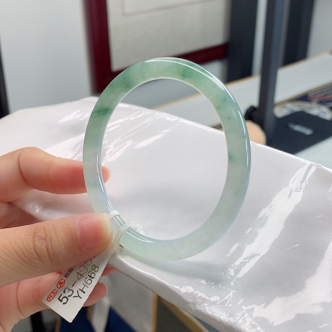 翡翠手镯未镶嵌6号