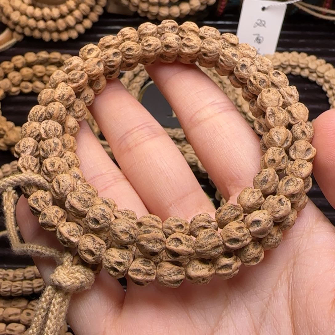 柏香籽/百香籽吊坠小***生