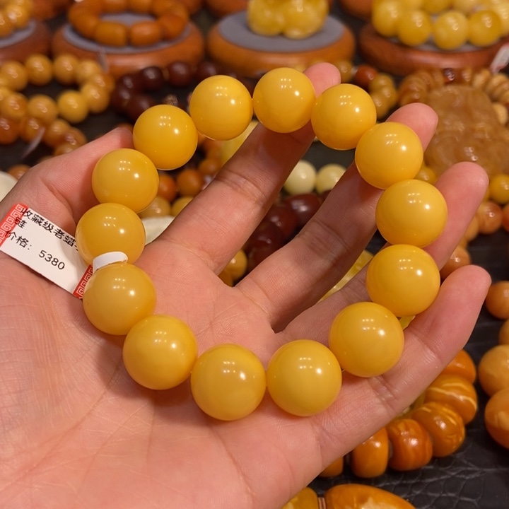 琥珀手链未镶嵌?****嘴蜜蜡