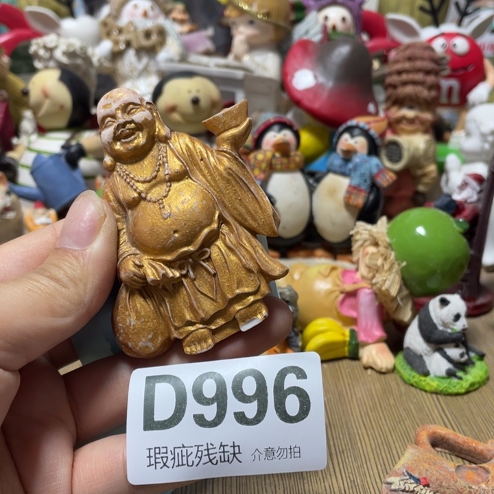 艾***y摆件孤品老货微瑕瓷