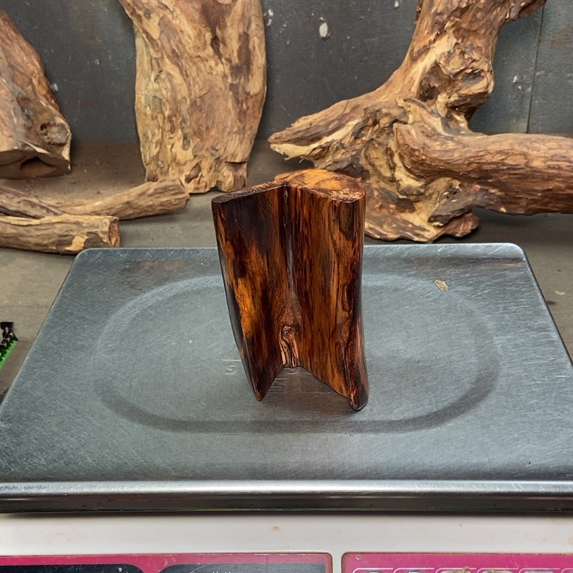 【闪购商品】黄花梨/降香黄檀把**化