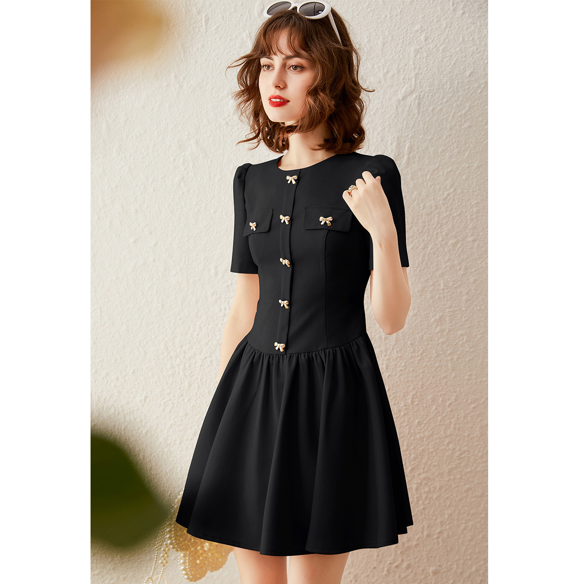 【程钱钱】&白鹿语蝴蝶结装饰修身泡泡袖连衣裙ZYU10060