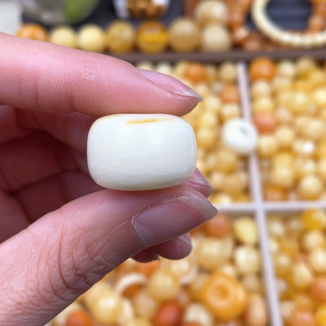 未镶嵌蜜蜡珠宝奇石粉22