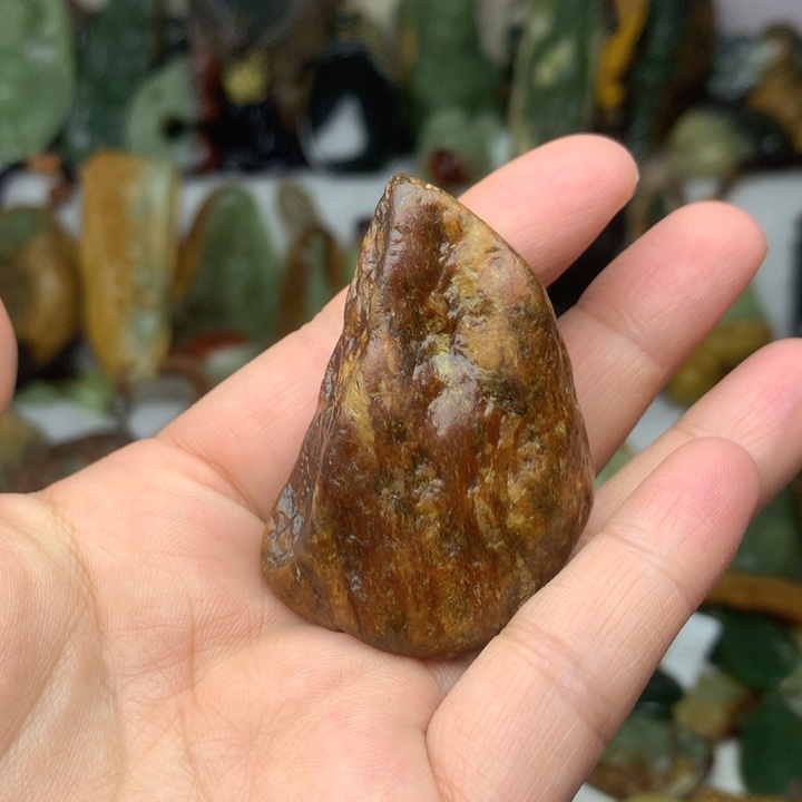 岫岩河磨玉（透闪石质玉）挂件未镶嵌