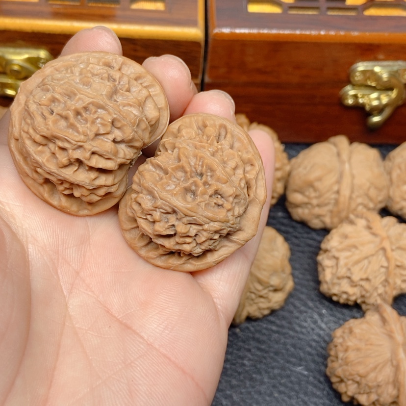 【闪购商品】文玩核桃吊坠?****涨宫灯41