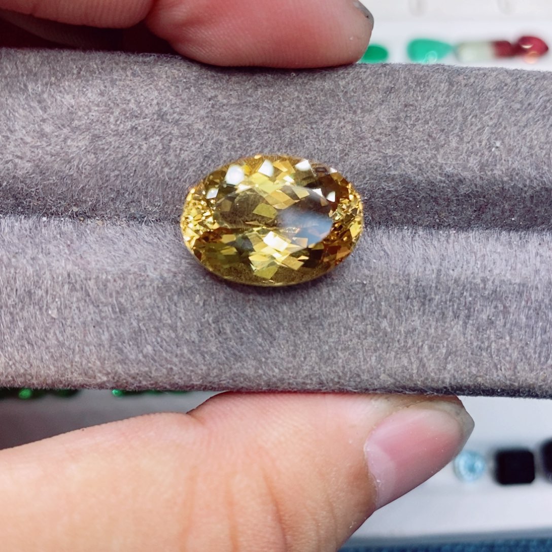 绿柱石裸石未镶嵌绿柱石10.55克拉