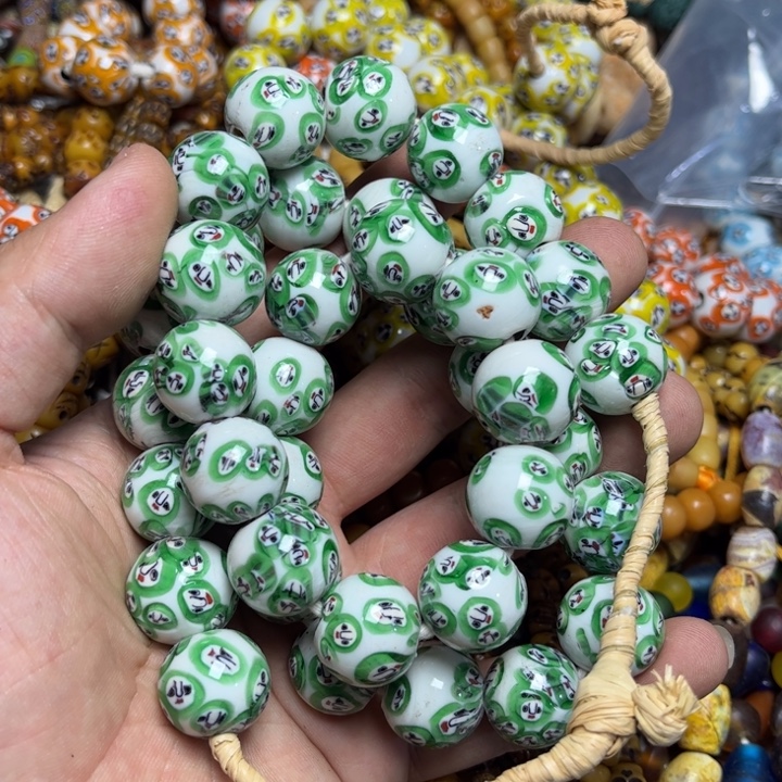 琉璃手工艺品3205。福利100克