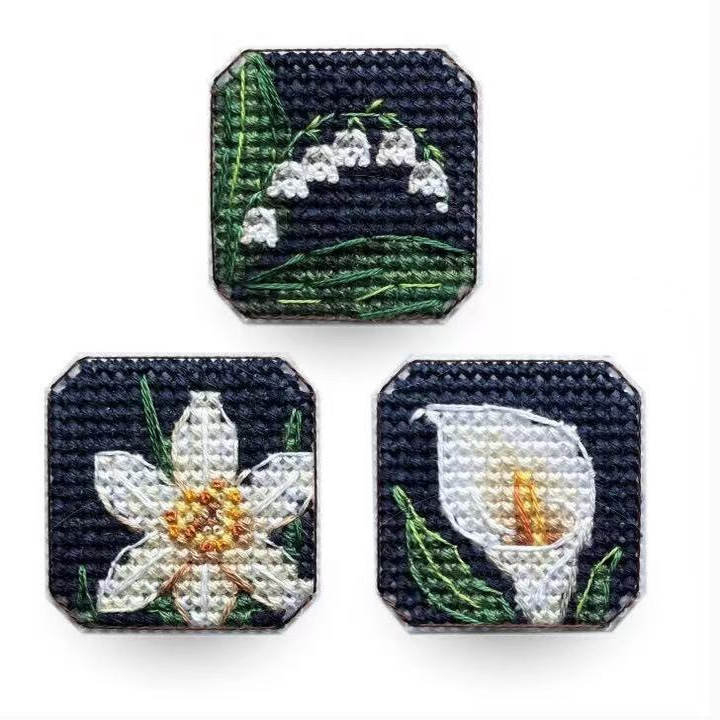 十字绣DMC线套件2025款3D立体小方块冰箱贴 3片一套 白色花朵物语