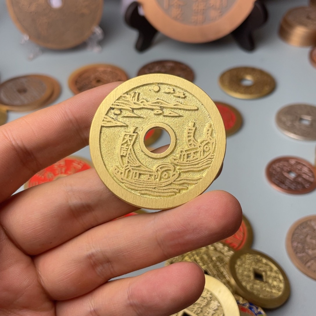 铜奋**人现代仿制工艺文创铜币 